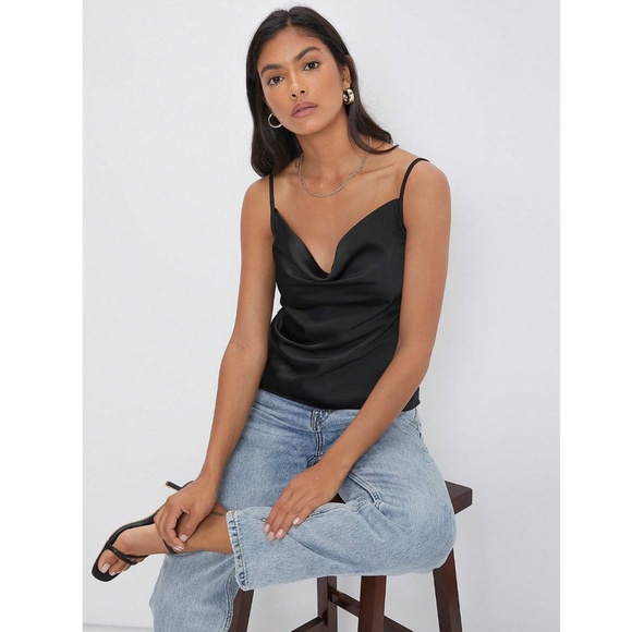 Black Glamorous Cowl Neck Spaghetti Straps Camisole Top Cami, Draped - Picture 5 of 10